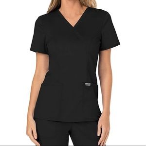 NWT Cherokee Women’s Black Scrub Top